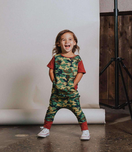 Short Sleeve Peek Pocket Rag - 'Camo' - Maroon Sleeves