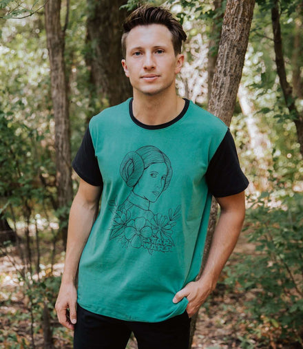 Adult Unisex Tee - 'Princess Leia' - Star Wars Collection from RAGS