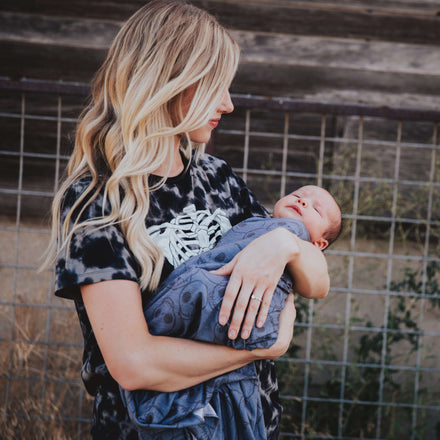 Baby Swaddle - 'Skulls' - Griffin