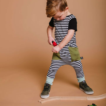 Short Sleeve Hip Pocket Rag - 'Black & White Stripe' - Green Pocket