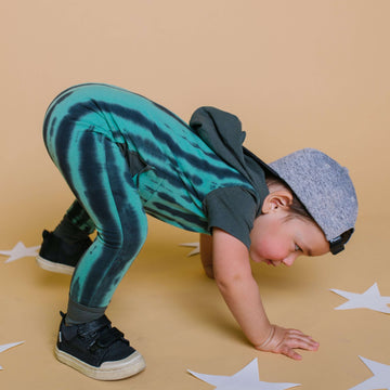 Short Sleeve Hooded Peek Pocket Rag Romper - 'Tie Dye' - Basil & Phantom