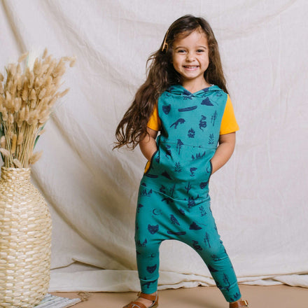 Short Sleeve Hooded Peek Pocket Rag Romper - 'Ivy Outdoors'