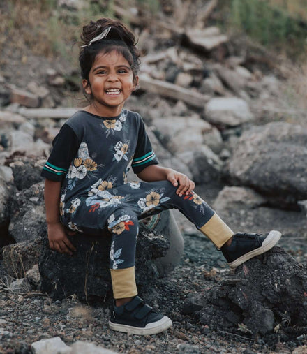 Retro Short Sleeve Rag - 'Leia Floral' - Star Wars Collection from RAGS