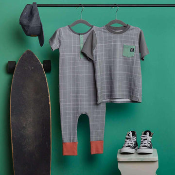 Short Sleeve Chest Pocket Tee - 'Sketchy Grid' - Griffin